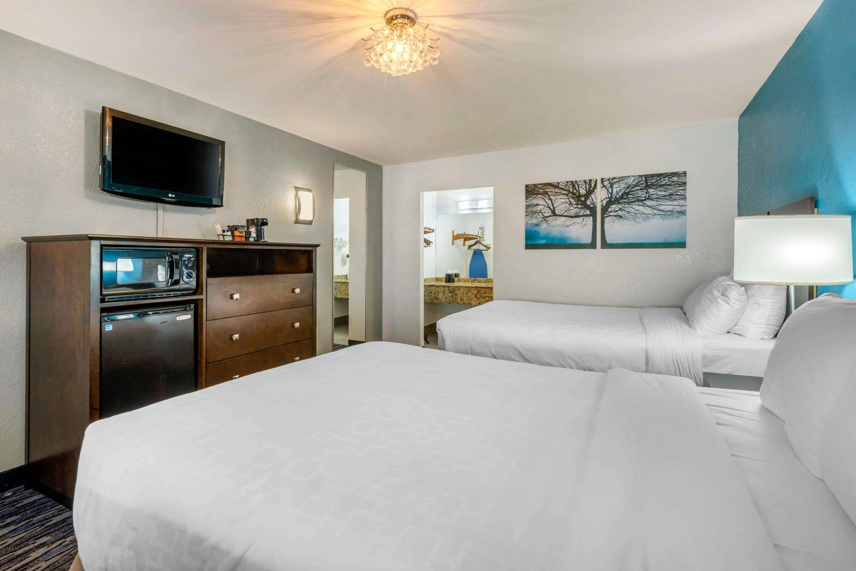 Quality Inn And Conference Center Tampa-Brandon Extérieur photo