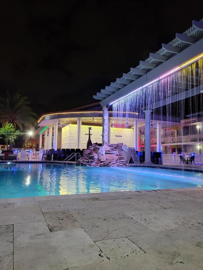 Quality Inn And Conference Center Tampa-Brandon Extérieur photo